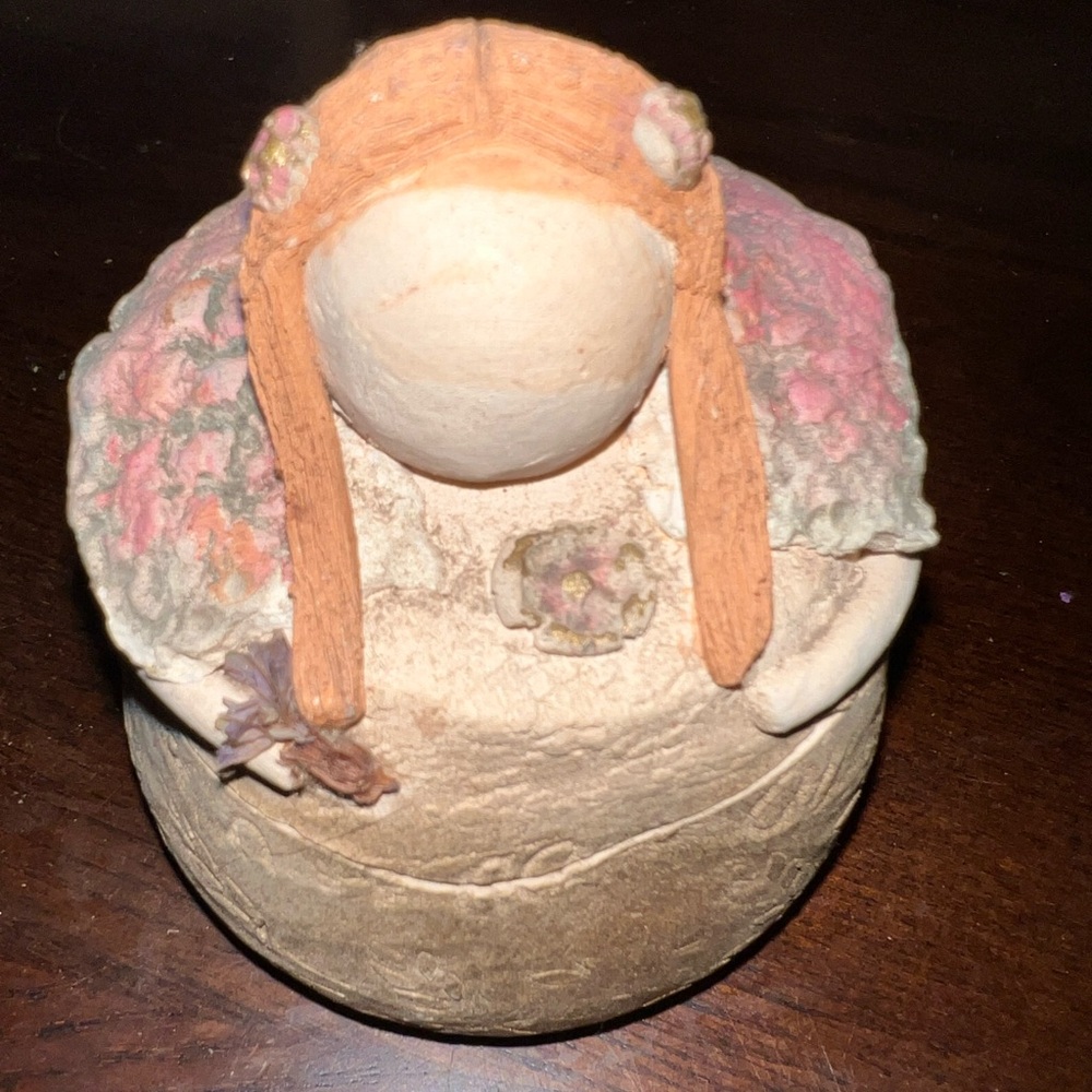 Art Sculpture Trinket Box Handmade Initial Only E No Signature.